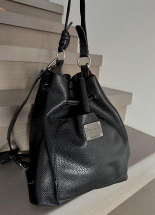 Скмка-рюкзак