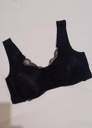 Женские бюстгальтеры