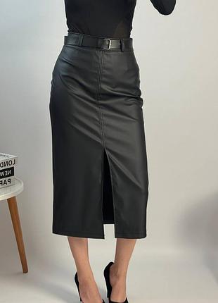 Женская кожаная юбка-мини черная см