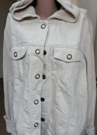 Куртка жіноча