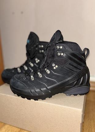 Scarpa взуття