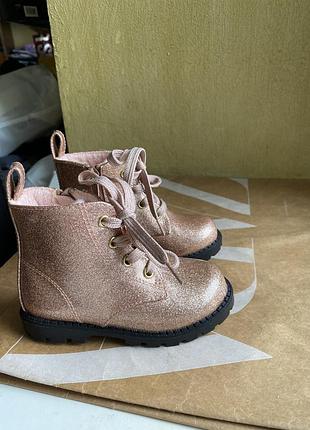 Ботинки h&m 22 размер