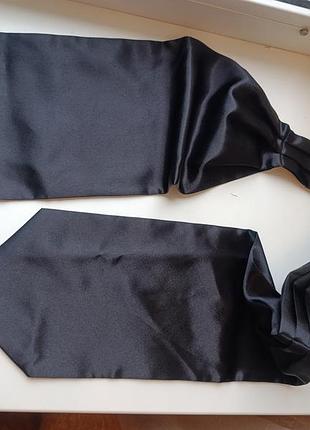 Черный галстук пластрон. аскот.