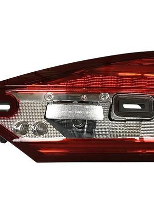 Фонарь внутренний led ford fusion 2017 правый hs7z13404-a, hs7z13404h