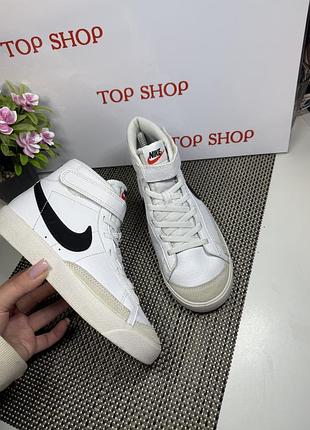 Оригінальні дитячі кросівки на липучці nike шкіра