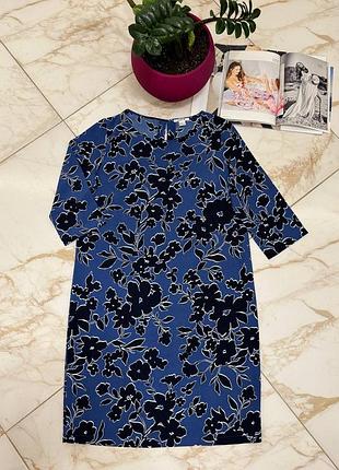 Жіноча стильна темно-синя коротка сукня прямого крою з квітковим принцом і рукавом 3/4