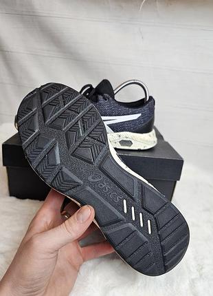 Кросівки asics hypergel-yu 40 розмір 6