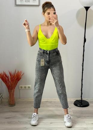 Джинси mom denim co