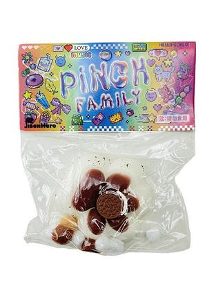 Сквиш лапка-антистресс бело-коричневая st-71