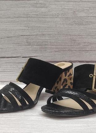 Босоніжки river island