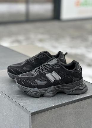 Стильні жіночі кросівки на платформі для повсякденного носіння акція