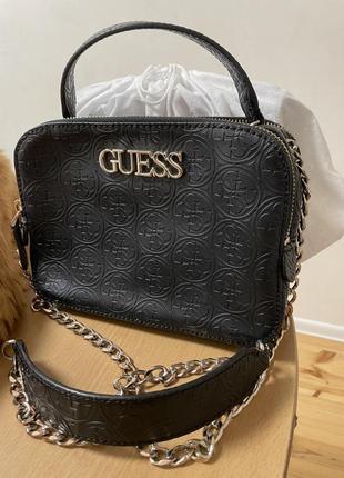 Чёрная сумка guess