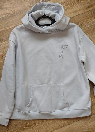 Толстовка , худі світшот відомий бренд 
розмір вказаний l.