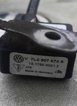 Датчик поперечного ускорения (esp) 7l0 907 674 a