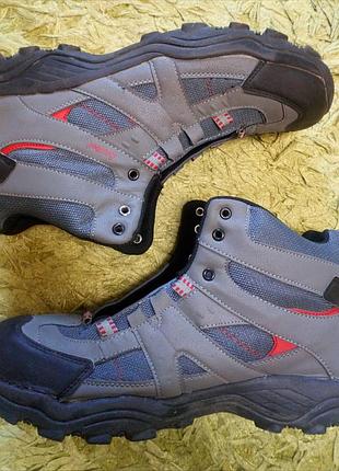 Фірмові термо ботінки черевики кроссовки чоботи кросівки треба підклеяти устілка 29 см