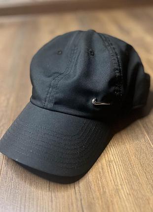 Кепка nike metal swoosh мужская onesize идеал, оригинал