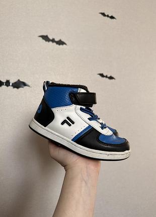 Утеплені кросівки кеди для хлопчика від fila шкіряні кеди хайтопи