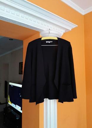 Кардиган шикарний брендовий