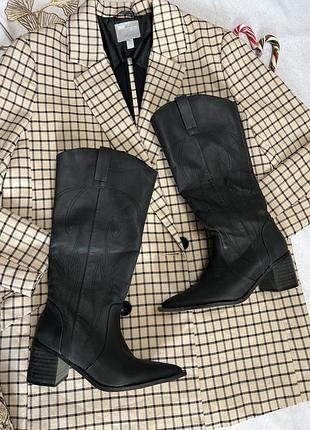 Стильні черевики-козаки 🖤