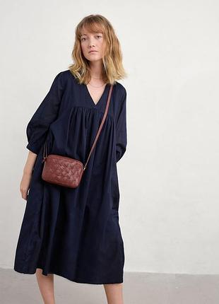 Романтичное миди платье свободного кроя