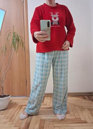 Тепленька  гарна піжама,  розмір 14-16