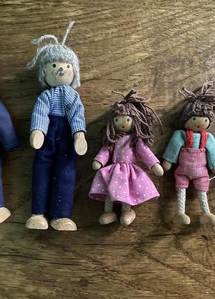 Куколки деревянные, семья!