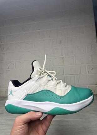 Крутые яркие кроссовки jordan air 11 cmft low 38 р