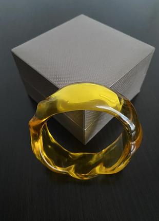 Браслет из смолы под янтарь