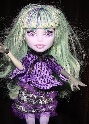 Колекційна лялька mattel monster high оригінал шарнірна