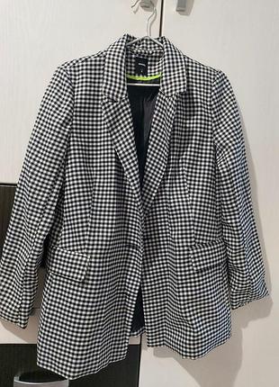 Женский пиджак sinsay, черно-белая клетка