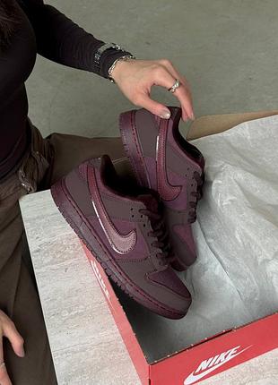 Кросівки nike dunk low burgundy