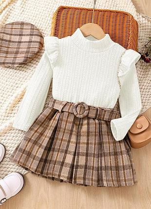 Костюм для девочки с юбкой и беретом