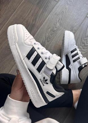 Кроссовки adidas originals forum white black