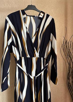 Shein 20-22 р сукня 9