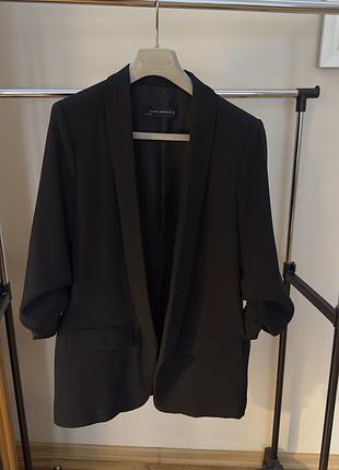 Пиджак черный