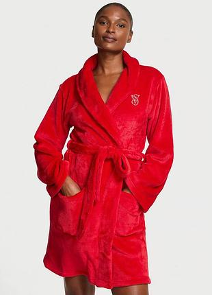 Червоний флісовий плюшевий халат з логотипом зі стразами victoria's secret оригінал
