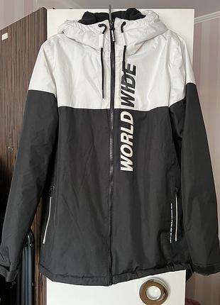 Зимова куртка чоловіча