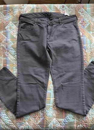 Джинсы армани серые