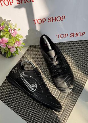 Оригінальні сороконіжки nike  для футболу