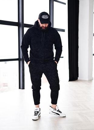 Мужской утепленный костюм с худи и джоггерами