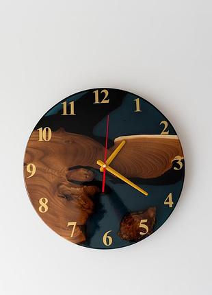 Часы из дерева и эпоксидной смолы ручной работы лесная корзина 35 см