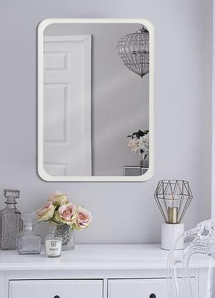 Зеркало на стену 700х500 мм белое