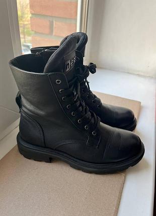 Жіночі шкіряні черевики демісезонні inessi 22,5 см