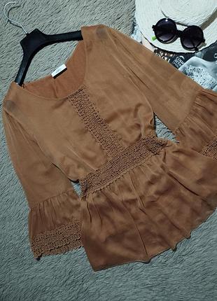 Гарний топ з мереживом/блузка/блуза