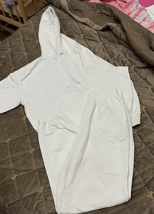 Спортивний костюм