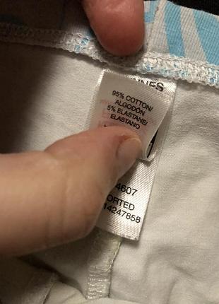 Яскраві дитячі шорти на 7-8 років 4