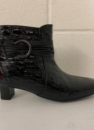 Ботіночки hotter/39