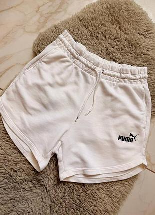 Білі жіночі шорти від puma