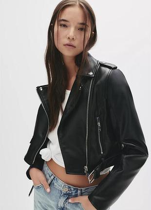 Шкіряна курточка pull&bear
