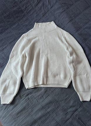 Светр гольф вязаний